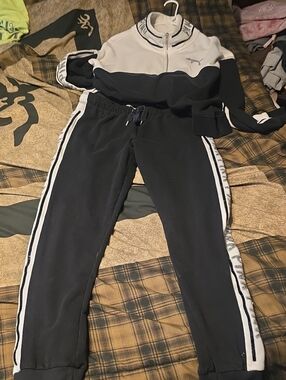 New PINK Victoria's Secret Black and White Jogger Set Medium New Y2k